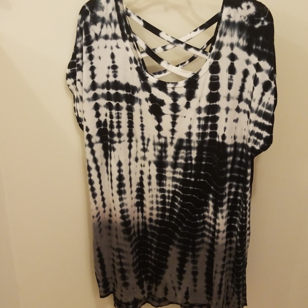 Dress - Picture 3 of 4